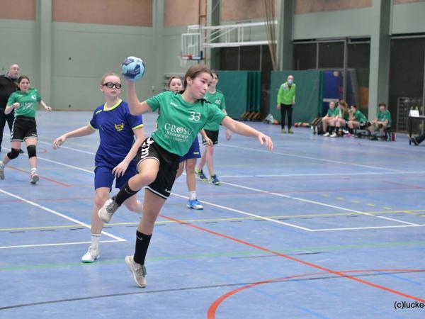 Handbal spelen bij Handbal Lummen. © Handbal Lummen