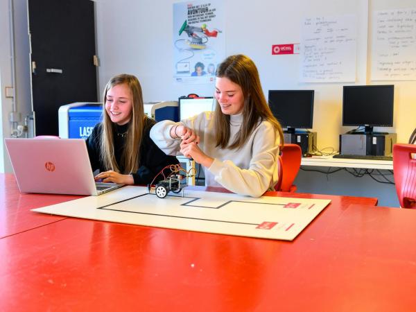 Robot & techniekkamp © Gemeente lummen dienst vrije tijd