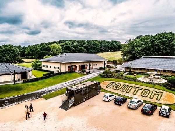 Bezoek aan Paardenkliniek Equitom © Equitom