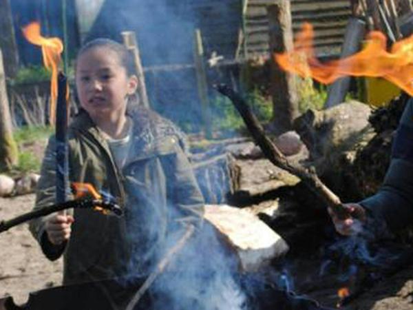 Back to basics - Externaat © The Outsider Club