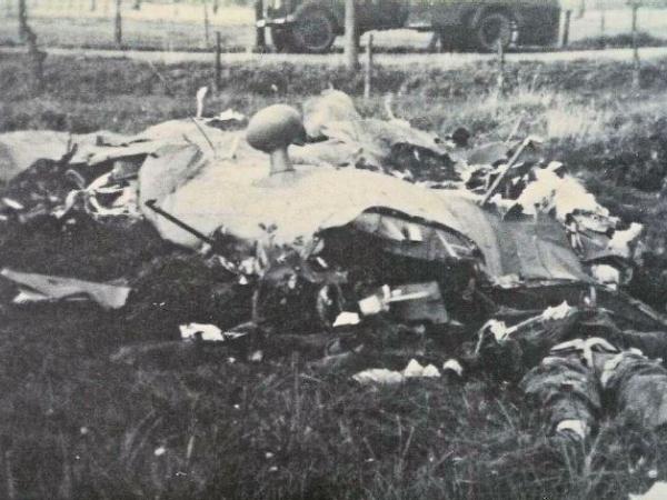 Herdenkingsmonument bommenwerper B 17F - Dear Mom - Oosterhof 