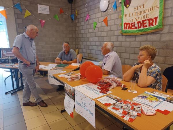 Foto album: Buurtfeest