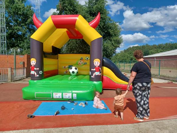 Foto album: Buurtfeest