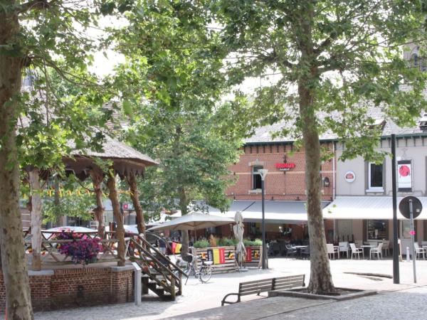 24/08: Infomarkt herinrichting Gemeenteplein